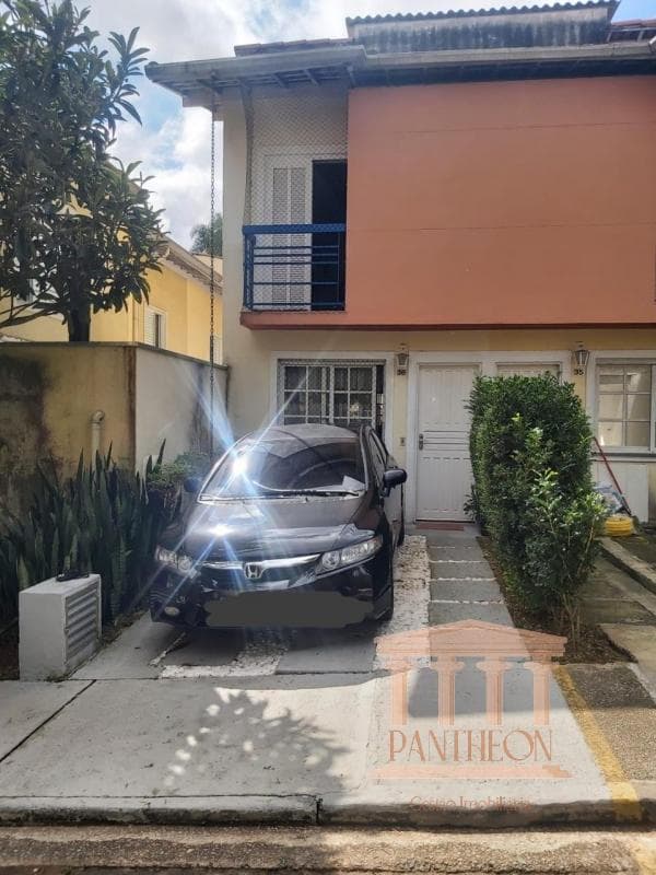 SOBRADO - JARDIM GUERREIRO, COTIA